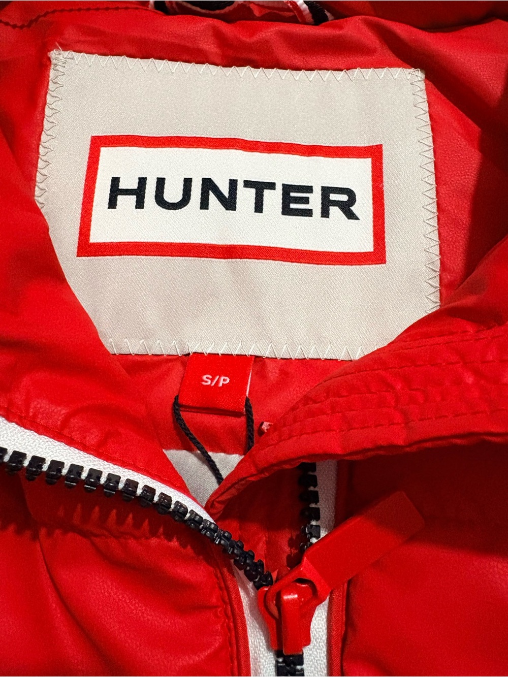 Hunter Red Quilted Hooded Puffer Vest - Picture 9 of 11